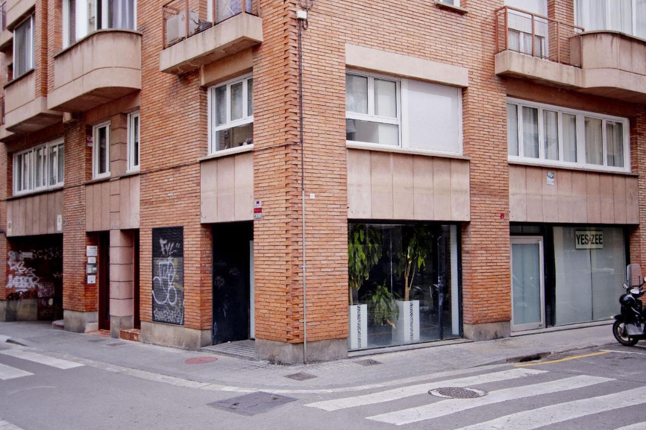 Barcelona City North Hostal Eksteriør bilde
