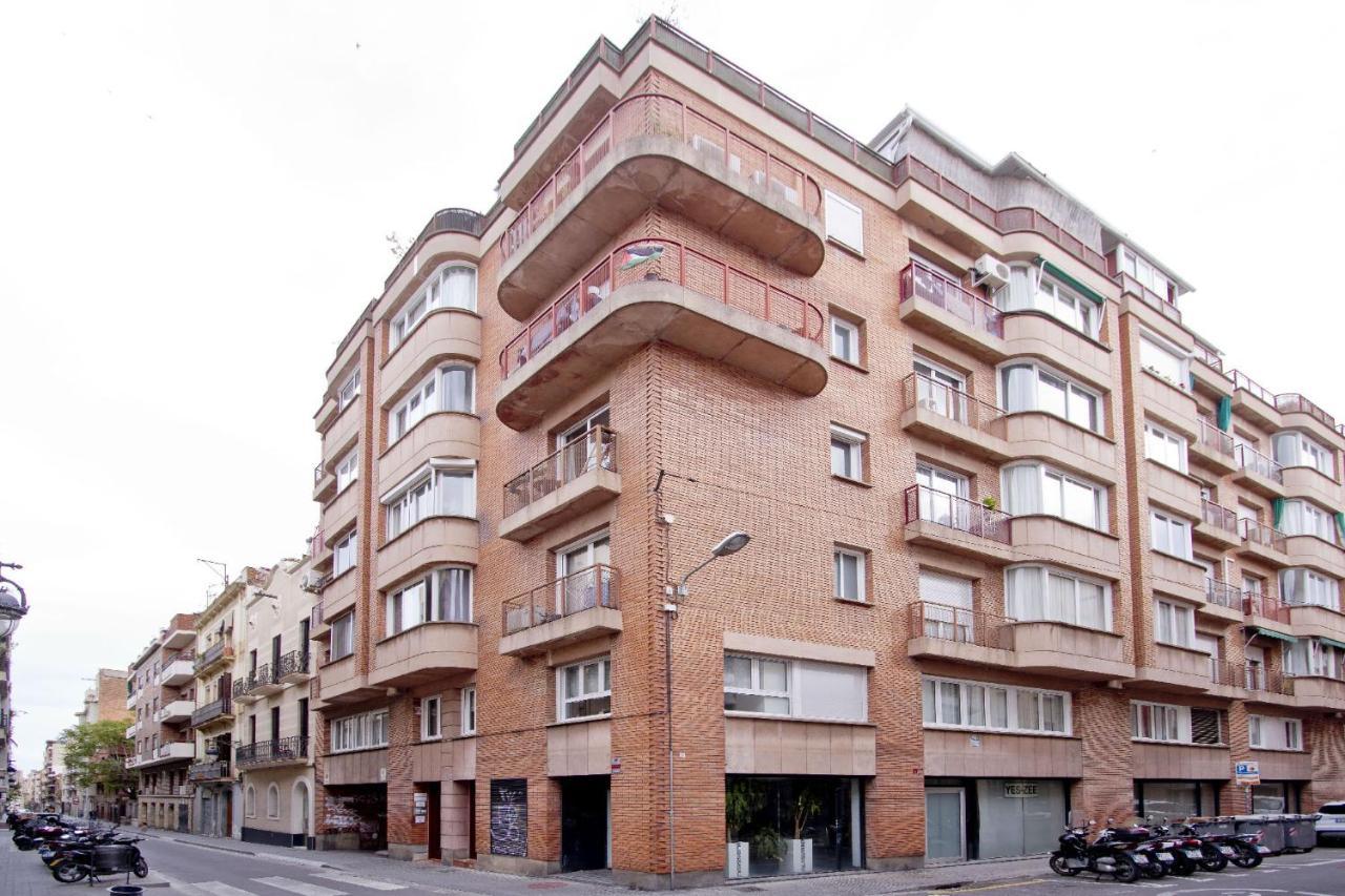 Barcelona City North Hostal Eksteriør bilde