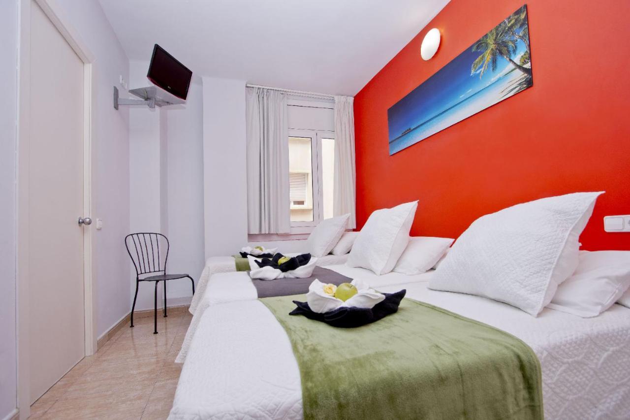 Barcelona City North Hostal Eksteriør bilde