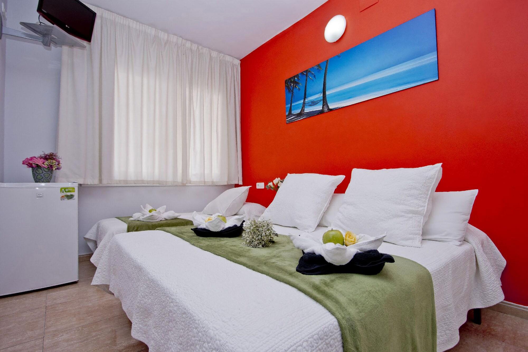 Barcelona City North Hostal Eksteriør bilde