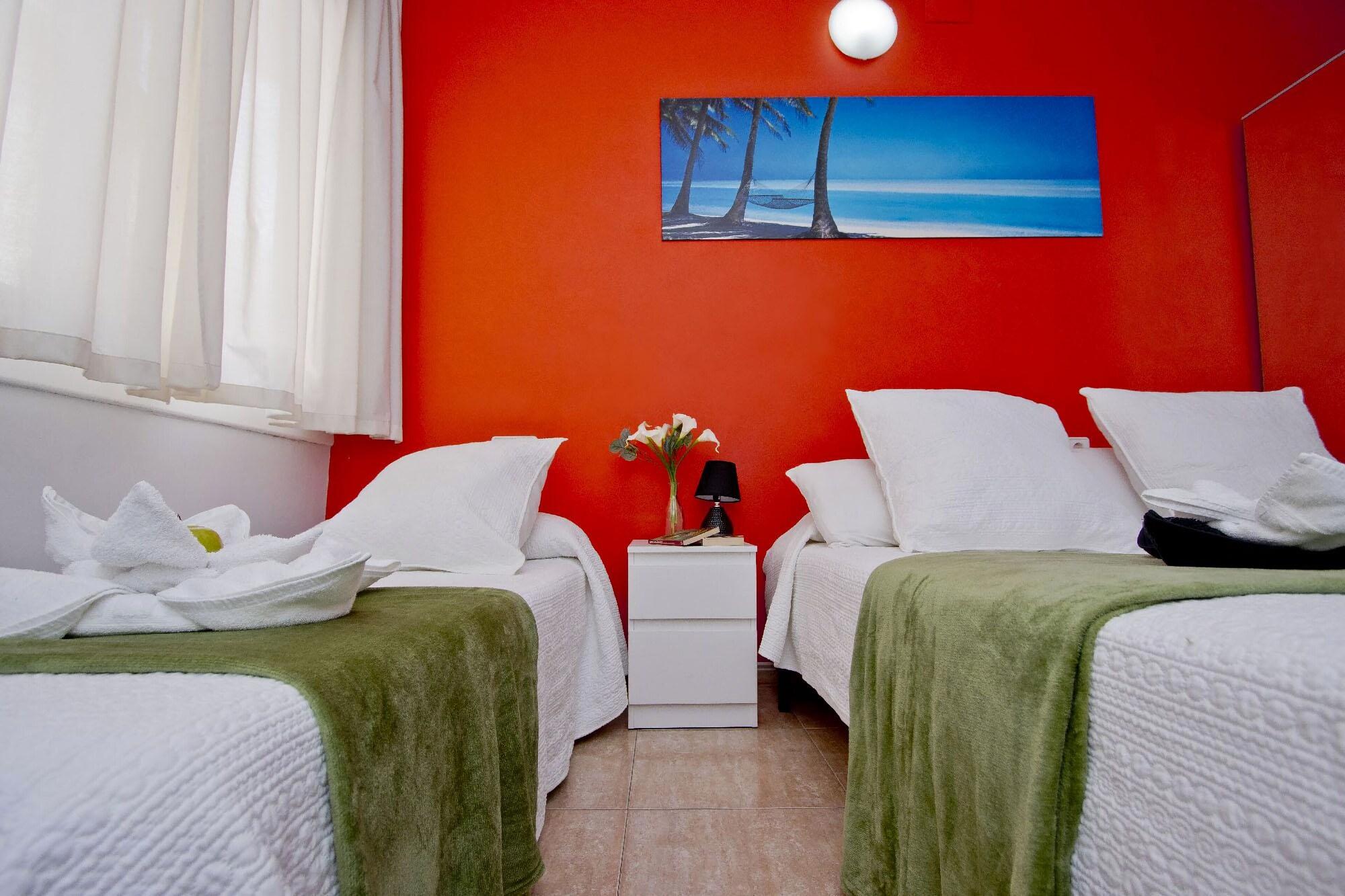 Barcelona City North Hostal Eksteriør bilde